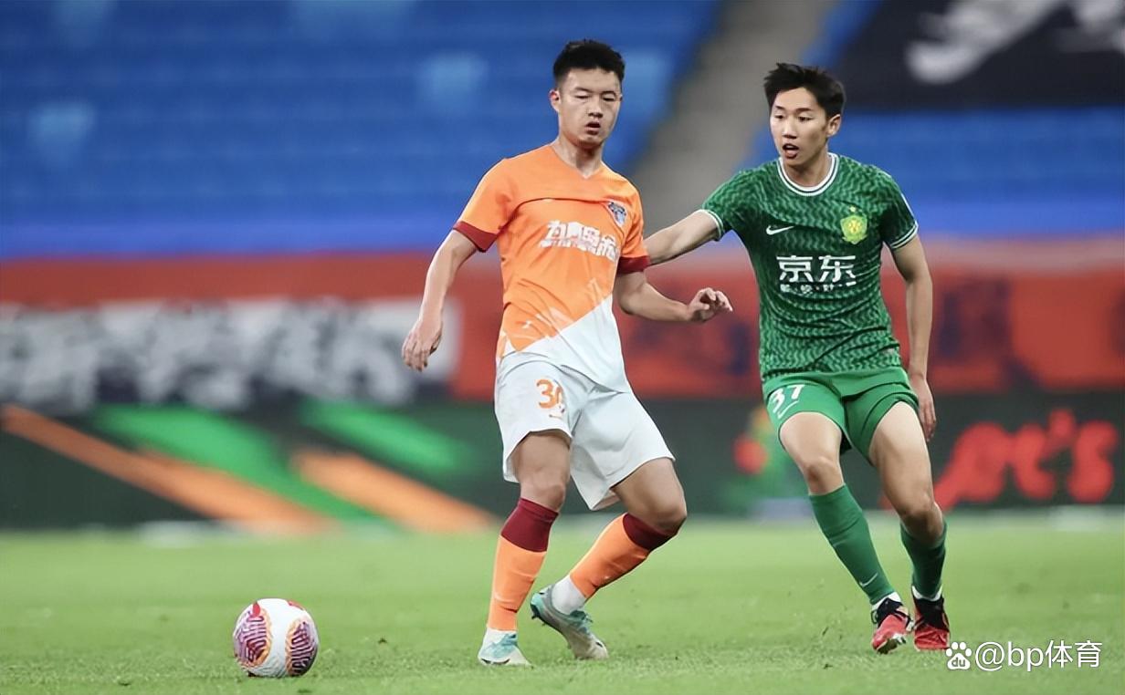 九游棋牌娱乐赛地聚焦：欧联赛后热度飙升；北京国安官宣签约；态度坚定；球探报告显示潜力的简单介绍